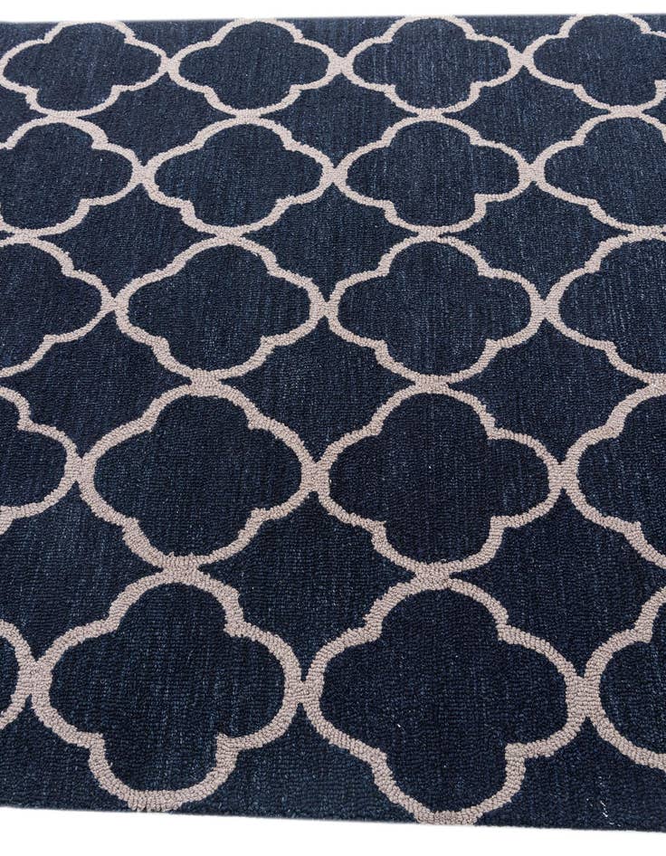 Detail image of  5' 1 x 8' Luna Rug