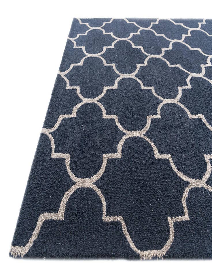 Detail image of  5' 1 x 8' 1 Luna Rug