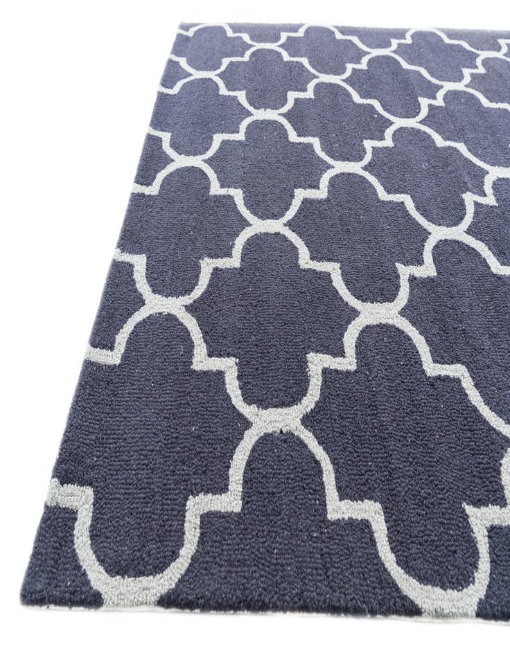 Detail image of  5' x 8' Luna Rug