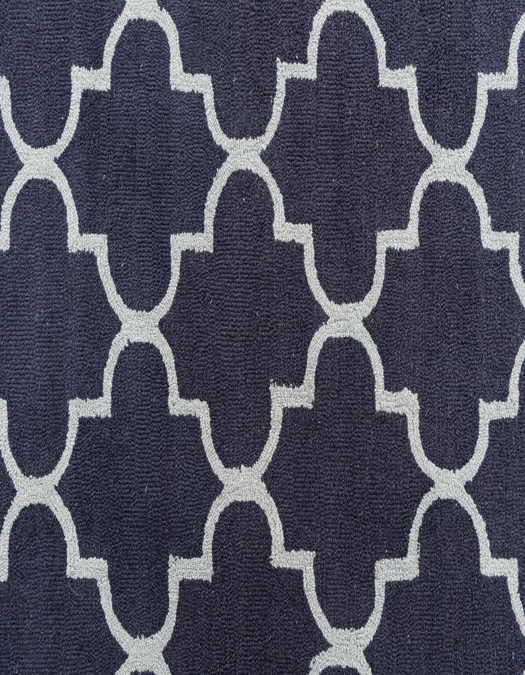 Detail image of  5' x 8' Luna Rug
