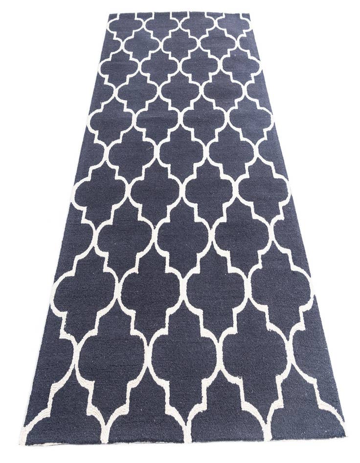 Detail image of  5' 1 x 8' Luna Rug