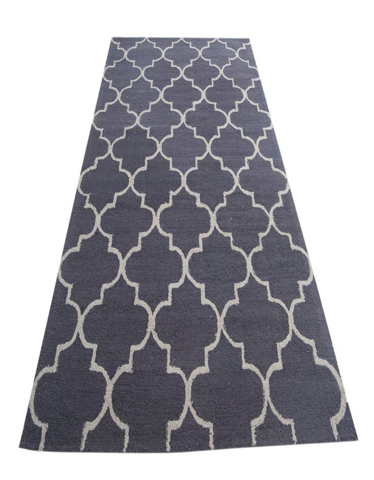 Detail image of  5' 1 x 8' Luna Rug