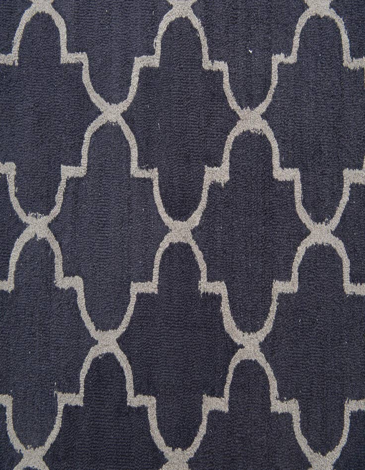 Detail image of  5' 1 x 8' Luna Rug