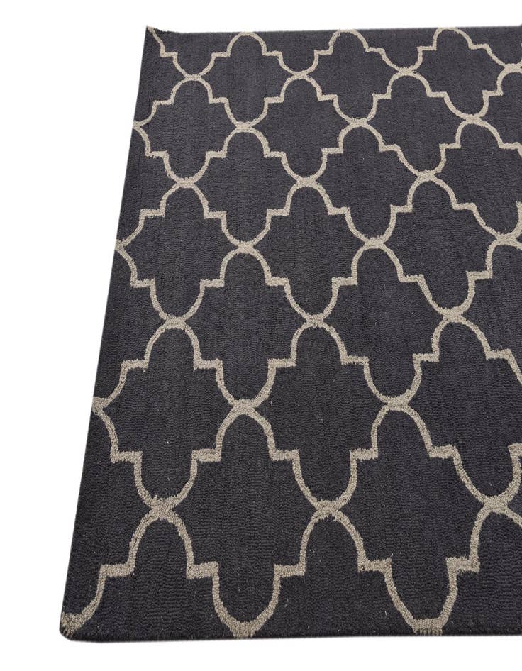 Detail image of  5' x 7' 11 Luna Rug