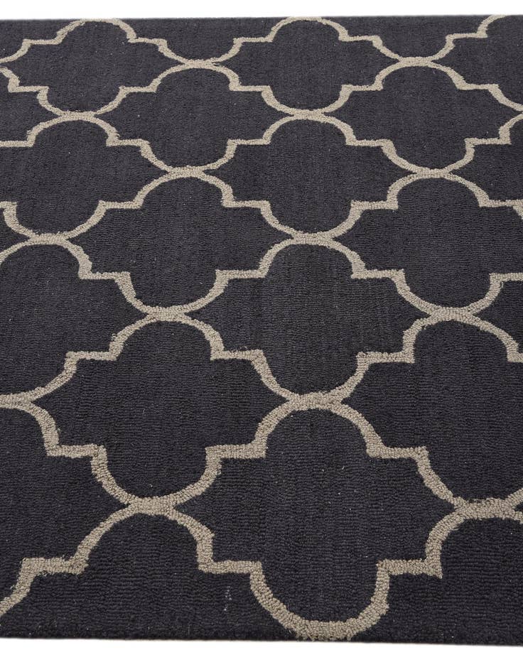 Detail image of  5' x 7' 11 Luna Rug
