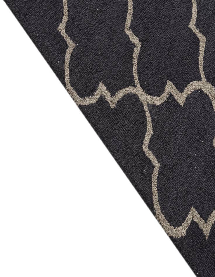 Detail image of  5' x 7' 11 Luna Rug