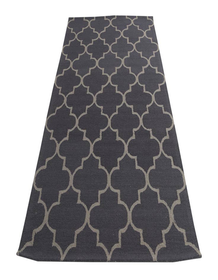 Detail image of  5' 1 x 8' Luna Rug