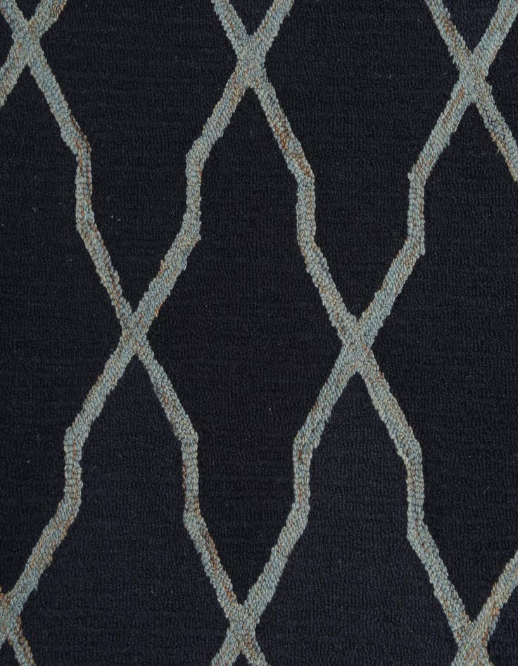 Detail image of  5' 1 x 8' Luna Wool Rug