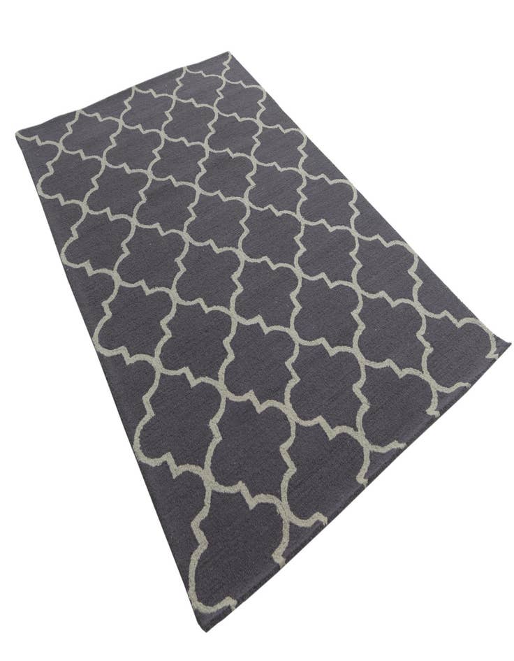 Detail image of  5' 1 x 8' Luna Wool Rug