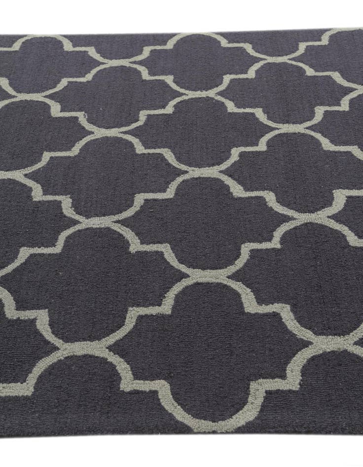 Detail image of  5' 1 x 8' Luna Wool Rug