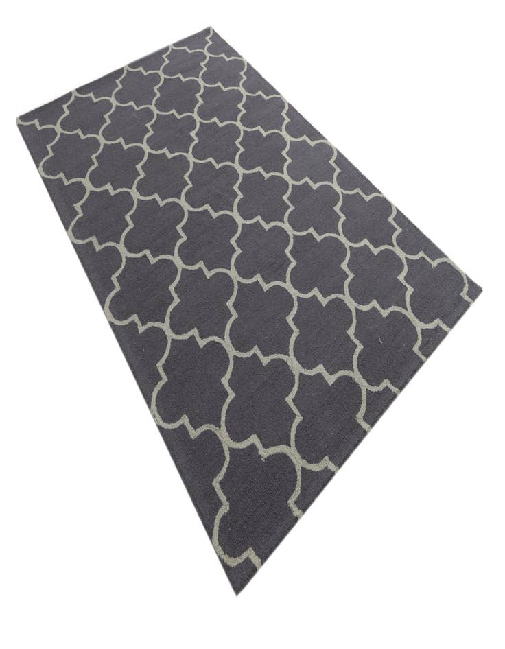 Detail image of  5' 1 x 8' Luna Wool Rug