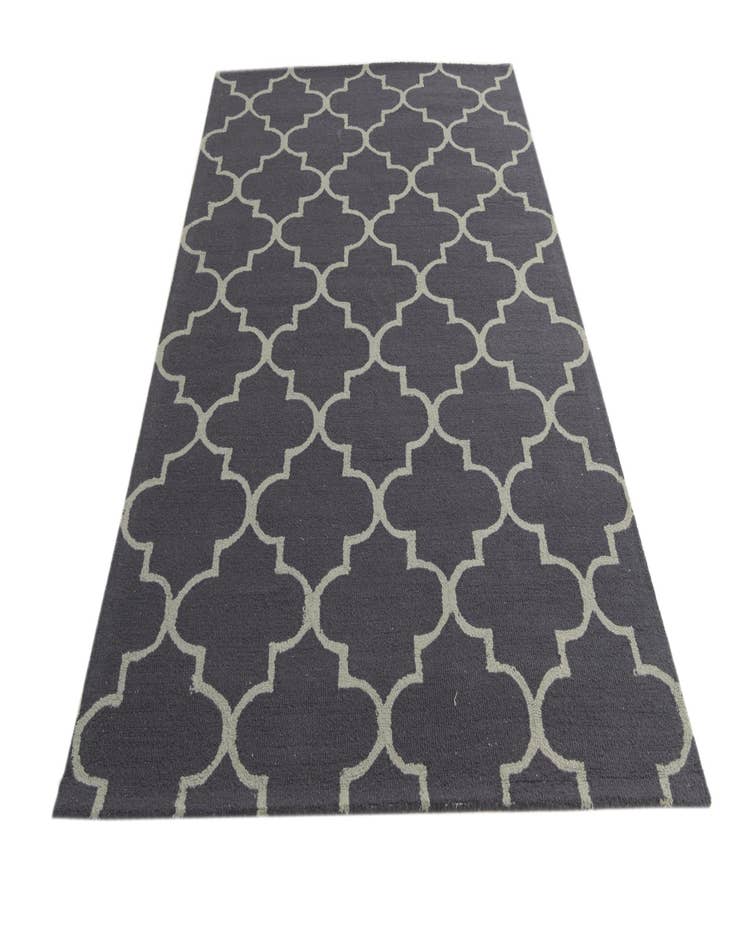 Detail image of  5' 1 x 8' Luna Wool Rug