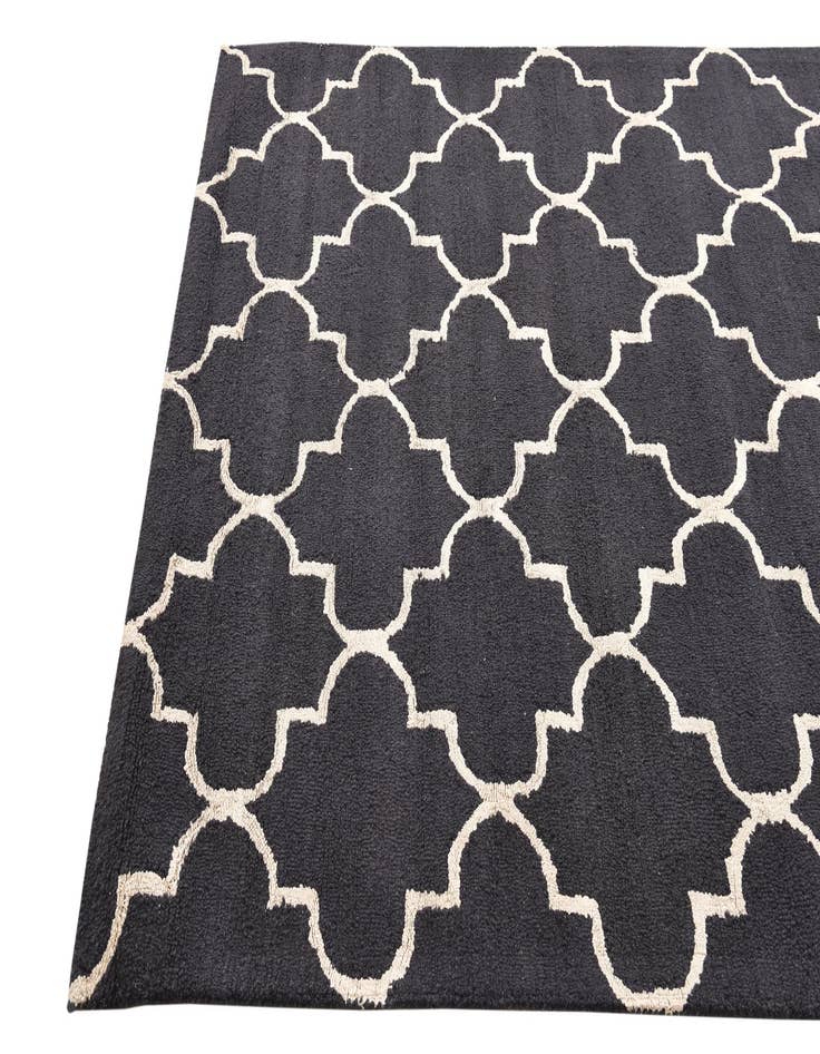 Detail image of  5' x 8' Luna Rug