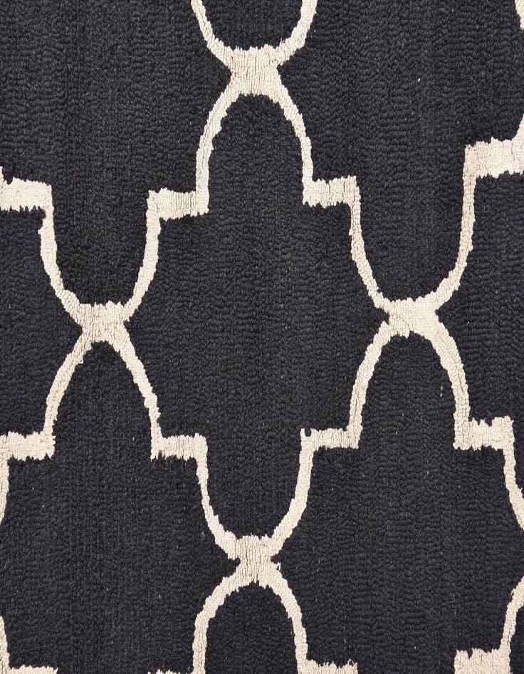 Detail image of  5' x 8' Luna Rug