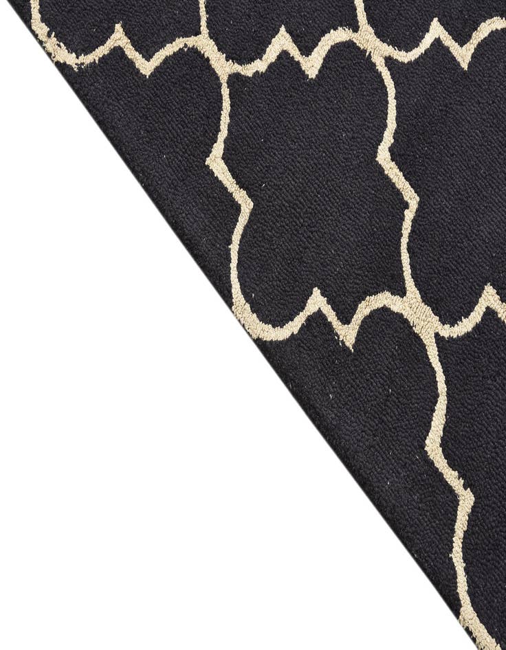 Detail image of  5' 2 x 7' 11 Luna Wool Rug