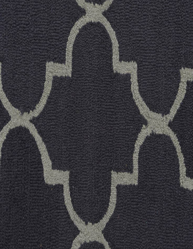 Detail image of  5' 1 x 8' Luna Wool Rug