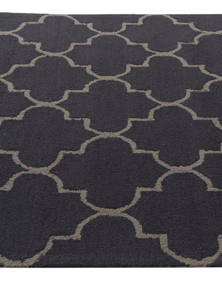 Detail image of  5' x 8' Luna Wool Rug