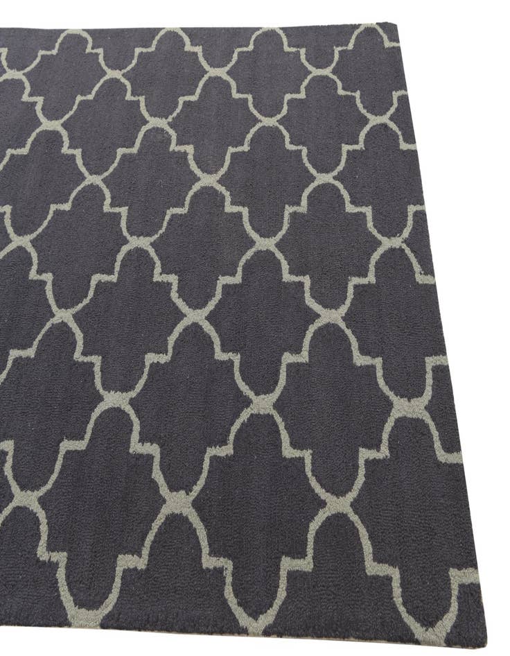 Detail image of  5' x 8' Luna Wool Rug