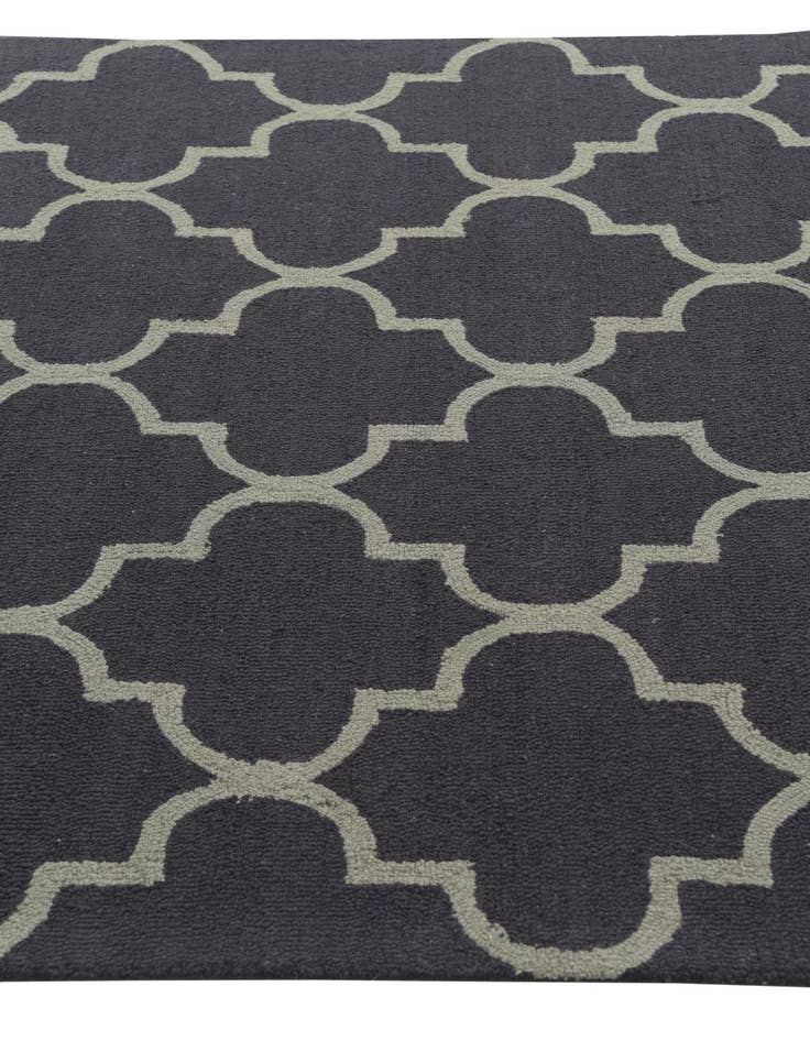 Detail image of  5' x 8' Luna Wool Rug