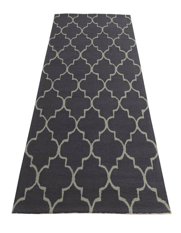 Detail image of  5' x 8' Luna Wool Rug