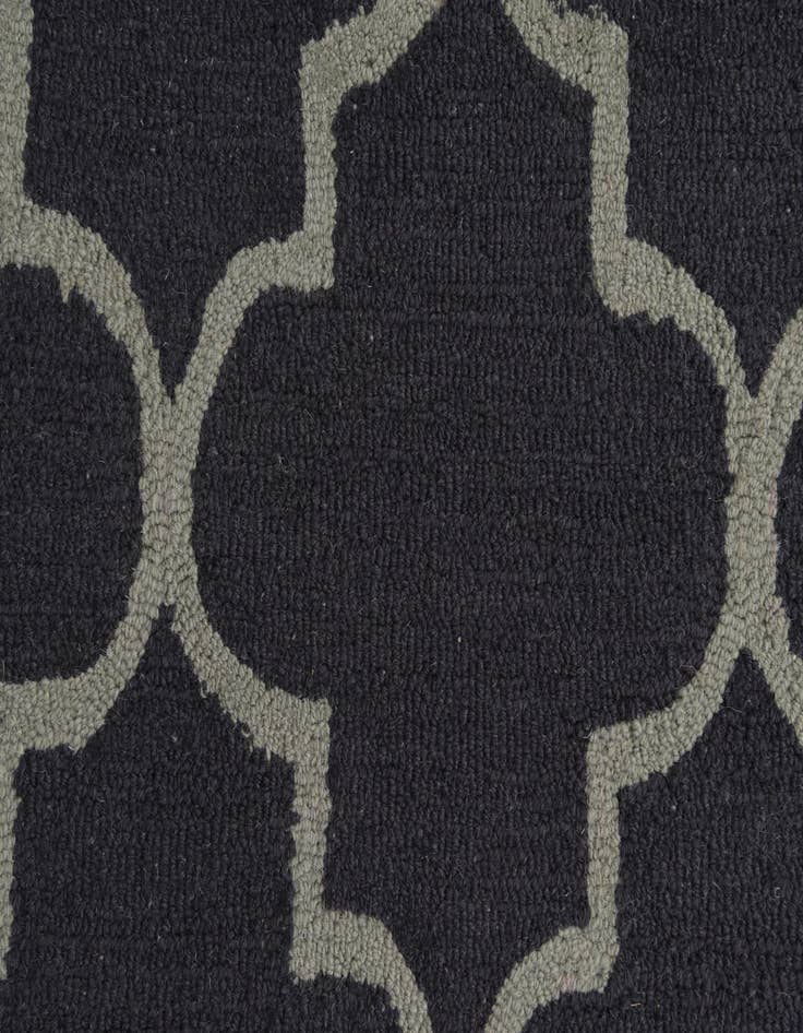 Detail image of  5' x 8' Luna Wool Rug