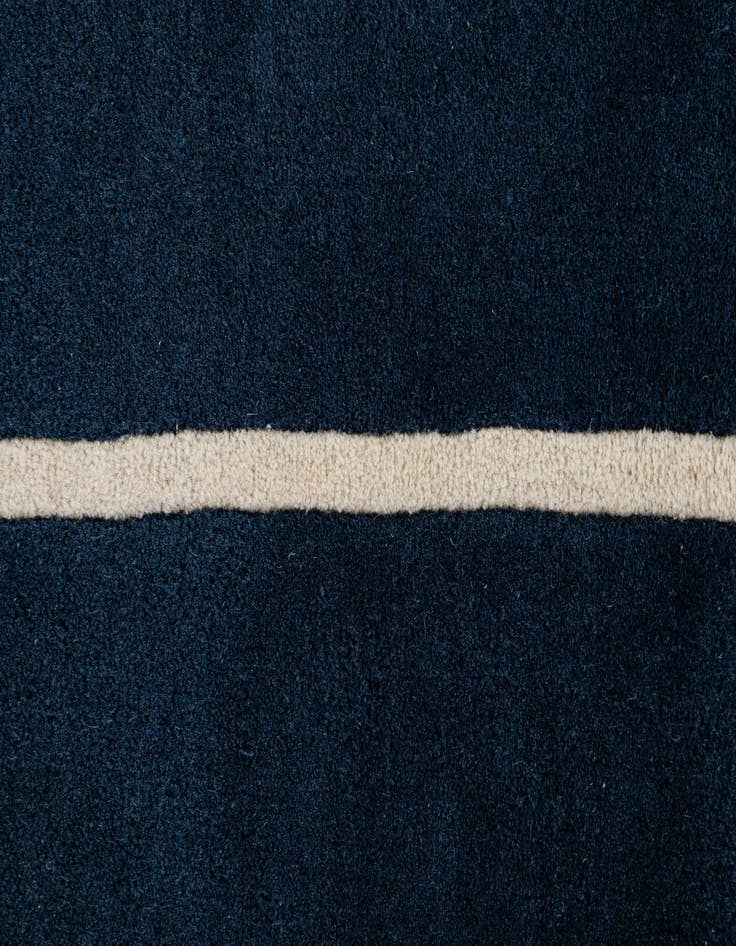 Detail image of  10' x 13' 11 Luna Rug