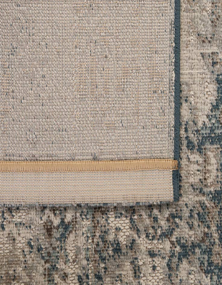 Detail image of  5' 4 x 7' 3 Madeline Rug