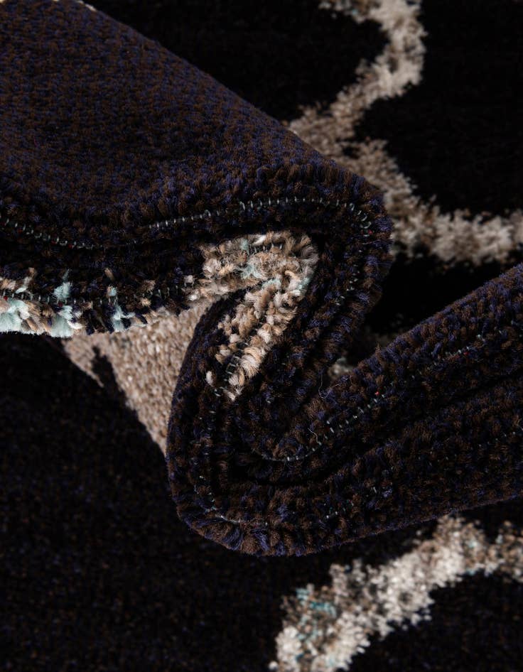 Detail image of  7' x 10' Madeline Rug