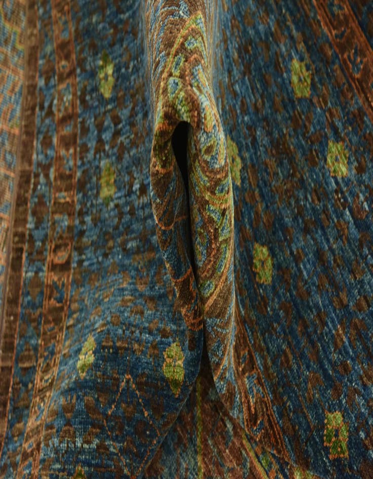 Detail image of  6' 10 x 9' 9  Hand Knotted Mamluk Ziegler Rug