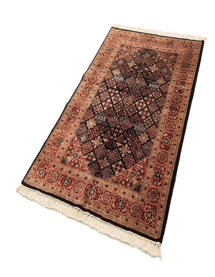 Detail image of  4' 5 x 6' 8  Hand Knotted Maymeh Oriental Wool Rug