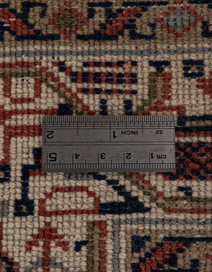 Detail image of  4' 2 x 6'  Hand Knotted Mir Wool Rug