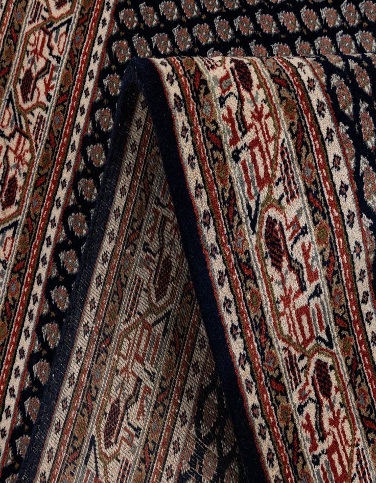 Detail image of  4' 2 x 6'  Hand Knotted Mir Wool Rug