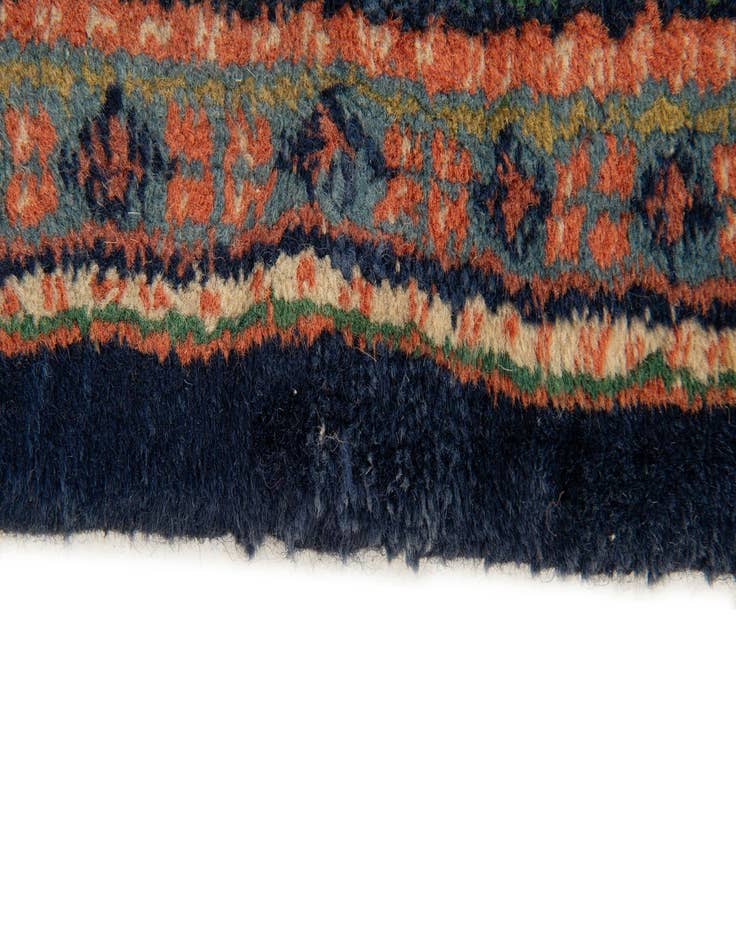 Detail image of  7' 4 x 10' 1  Hand Knotted Mir Wool Rug