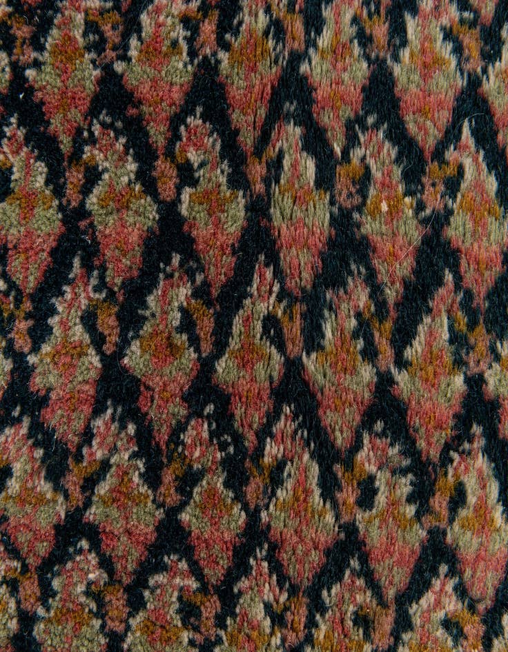 Detail image of  5' 8 x 7' 11  Hand Knotted Mir Wool Rug
