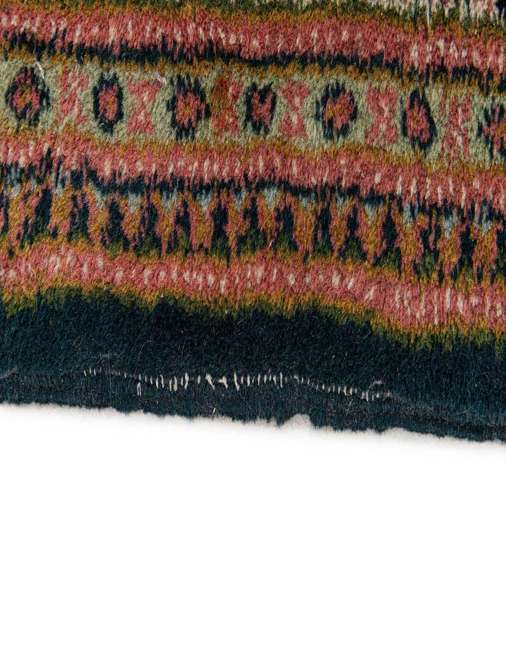 Detail image of  5' 8 x 7' 11  Hand Knotted Mir Wool Rug