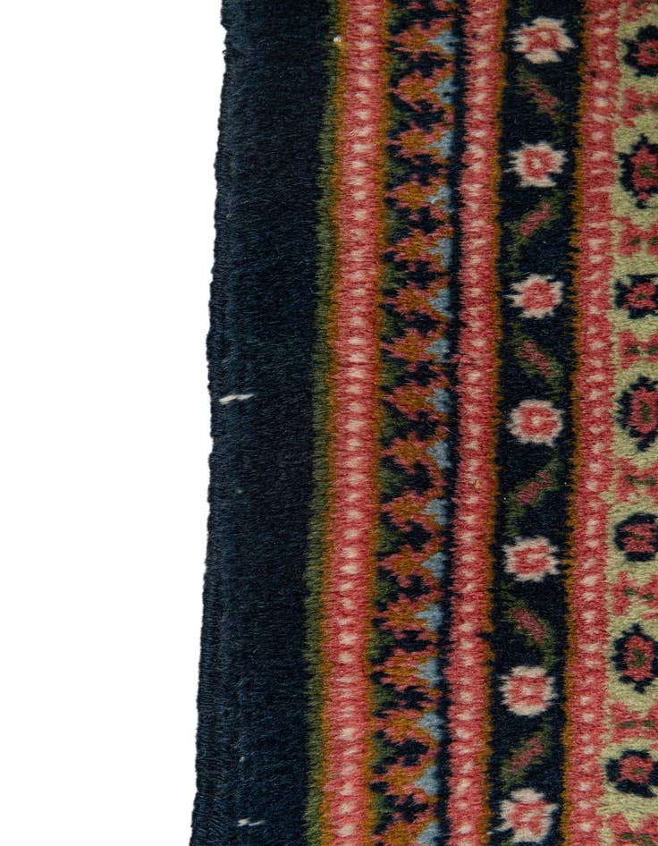 Detail image of  8' 2 x 11' 3  Hand Knotted Mir Wool Rug