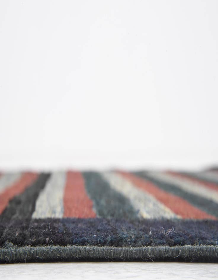 Detail image of  3' 4 x 6' 3  Hand Knotted Modern Ziegler Rug