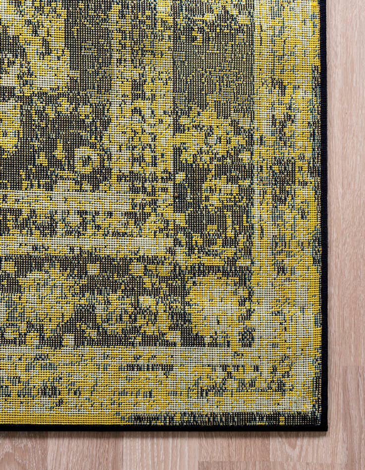 Detail image of  2' x 3' Monte Carlo Rug