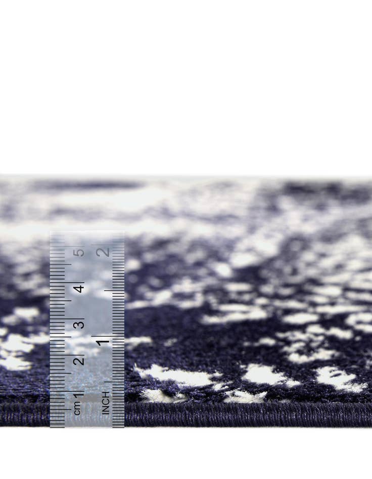 Detail image of  7' x 10' Monte Carlo Rug