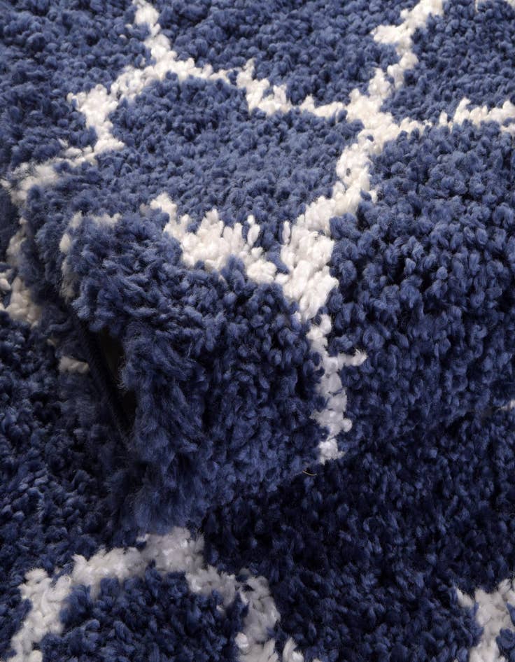 Detail image of  4' x 6' Moroccan Shag Rug