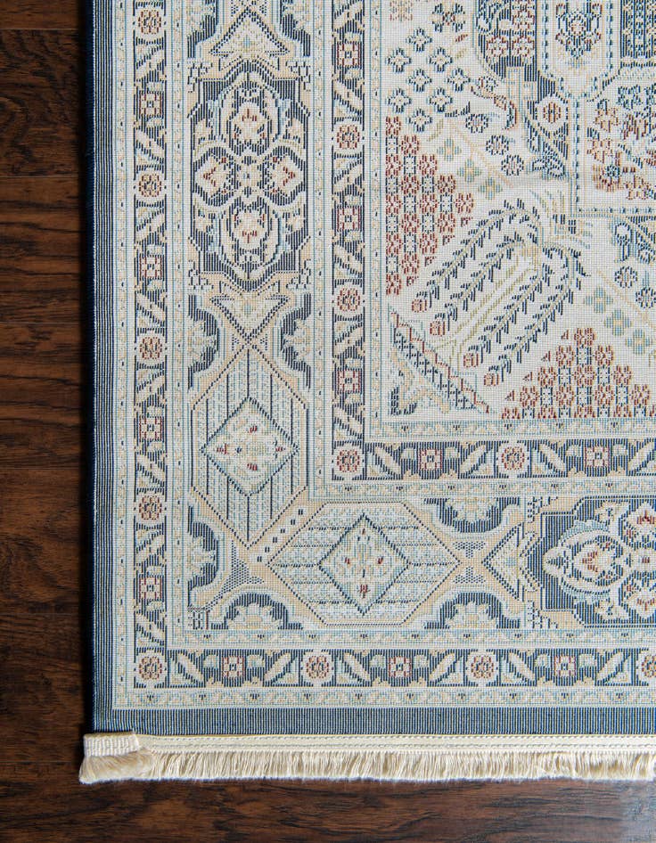 Detail image of  5' x 8' Nain Design Rug