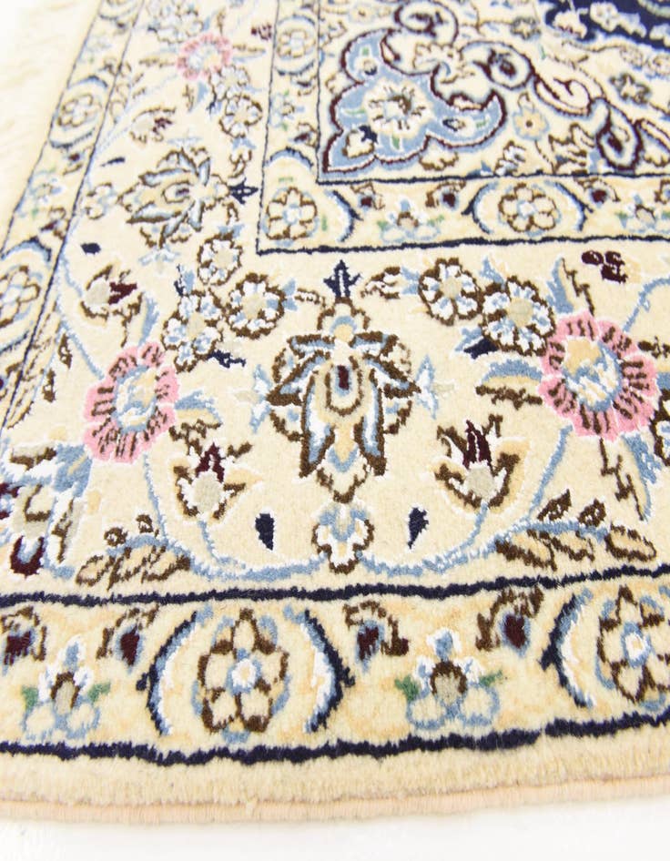 Detail image of  5' 1 x 8' 5  Hand Knotted Nain Persian Rug