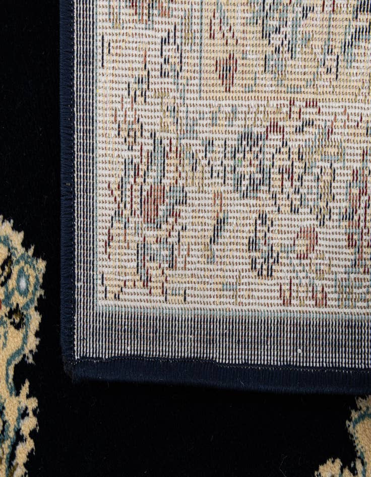 Detail image of  2' 3 x 2' 8 Nain Rug