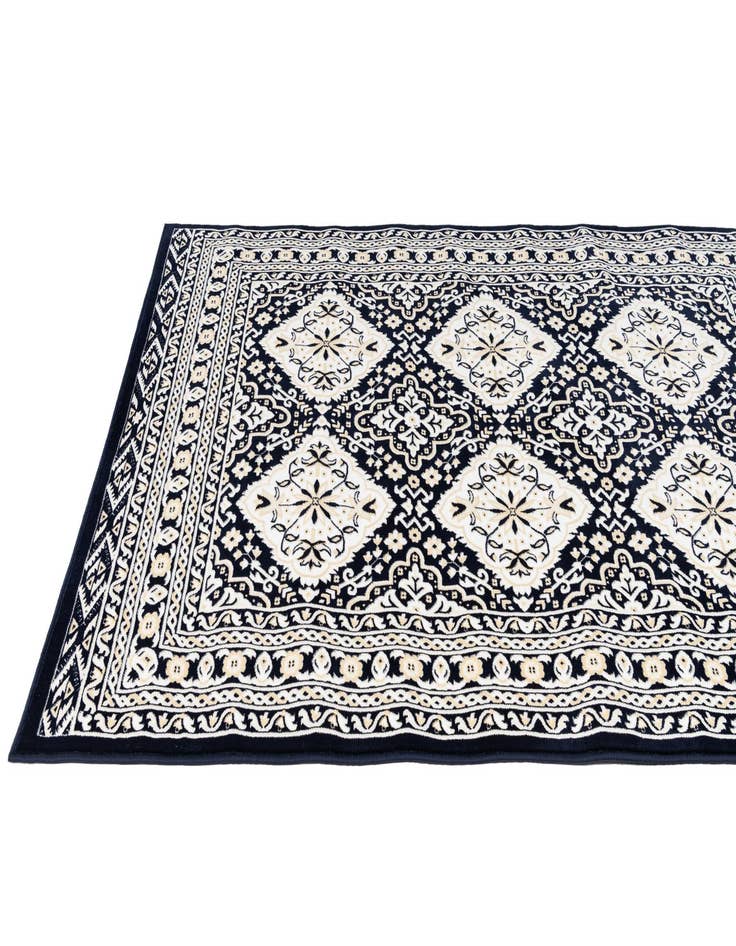 Detail image of  5' 2 x 7' 8 Nain Rug