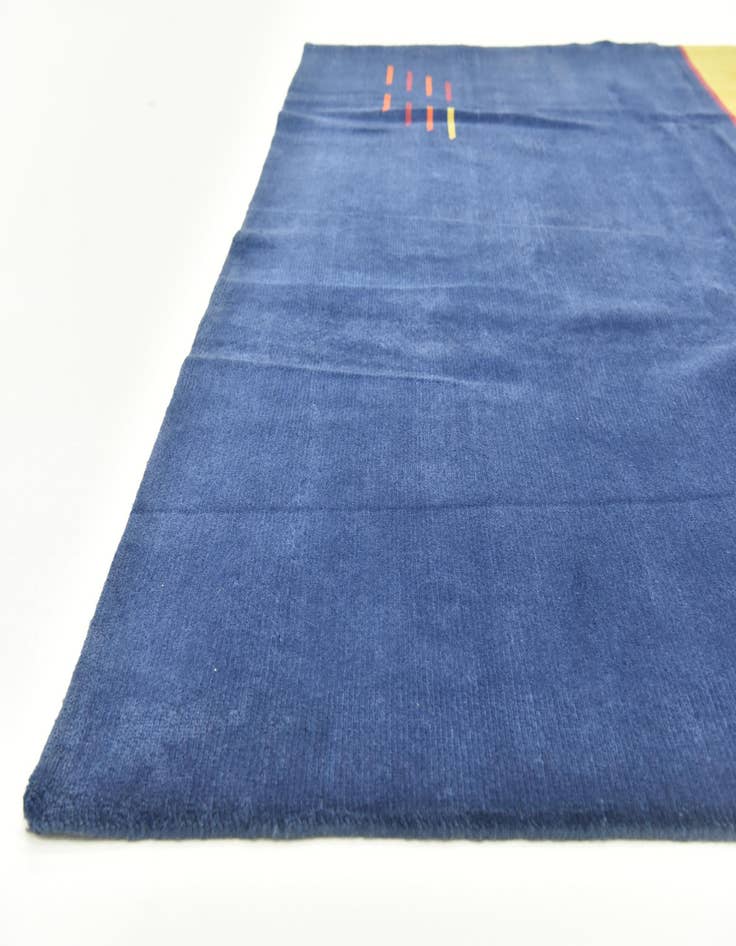 Detail image of  6' 8 x 9' 10  Hand Knotted Nepal Wool Rug