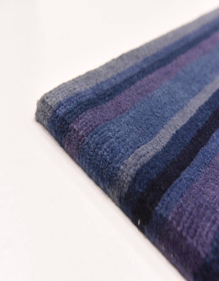 Detail image of  4' 8 x 6' 7  Hand Knotted Nepal Wool Rug