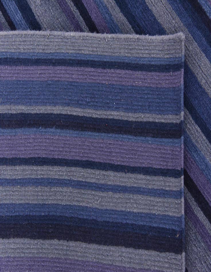 Detail image of  4' 9 x 6' 7  Hand Knotted Nepal Wool Rug