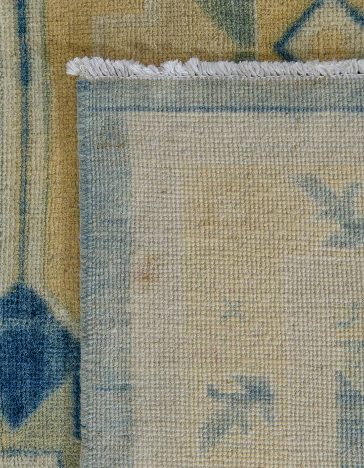 Detail image of 8' 4 x 9' 10 Hand Knotted Oushak Wool Rug