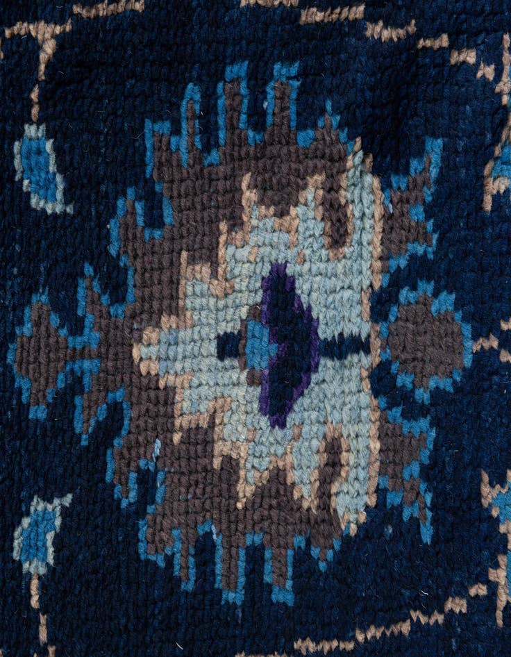 Detail image of  7' 10 x 10'  Hand Knotted Oushak Wool Rug