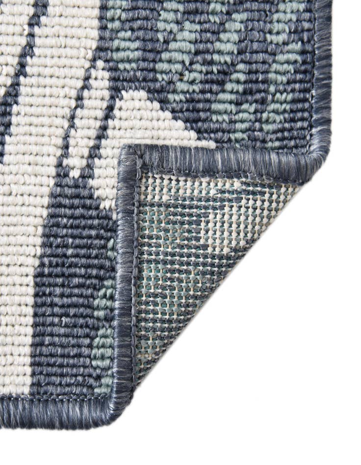 Detail image of  7' 10 x 10'  Washable Coastal Indoor / Outdoor Rug